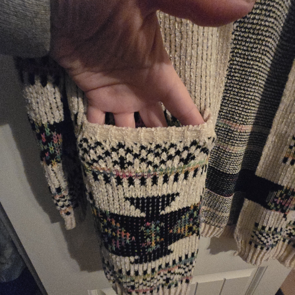 Patterned Beige Women's Sweater - Picture 5 of 7